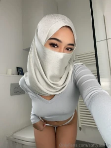 A quick toilet break wouldn t hurt right part 1