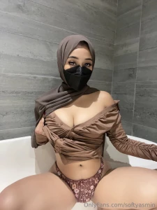 Imaging all the things we can do together in a bathtub