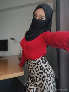 My body is full of secrets just waiting for the right hands