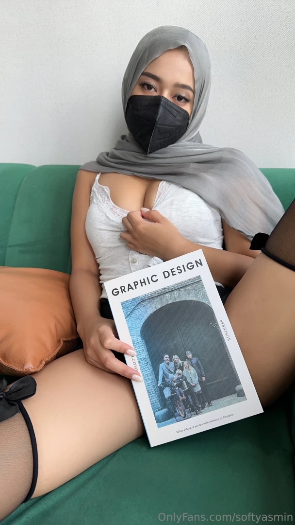 Wanna flip through my pages real slow 