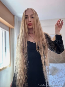 I m ready to risk everything for one look from you