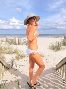 Hand bras are the only bras i want to wear -diane marie