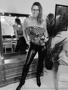 I m dressed and ready to go out will you take me dancing