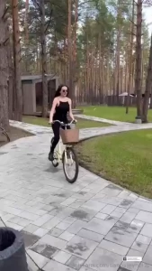 Do you like riding bicycles