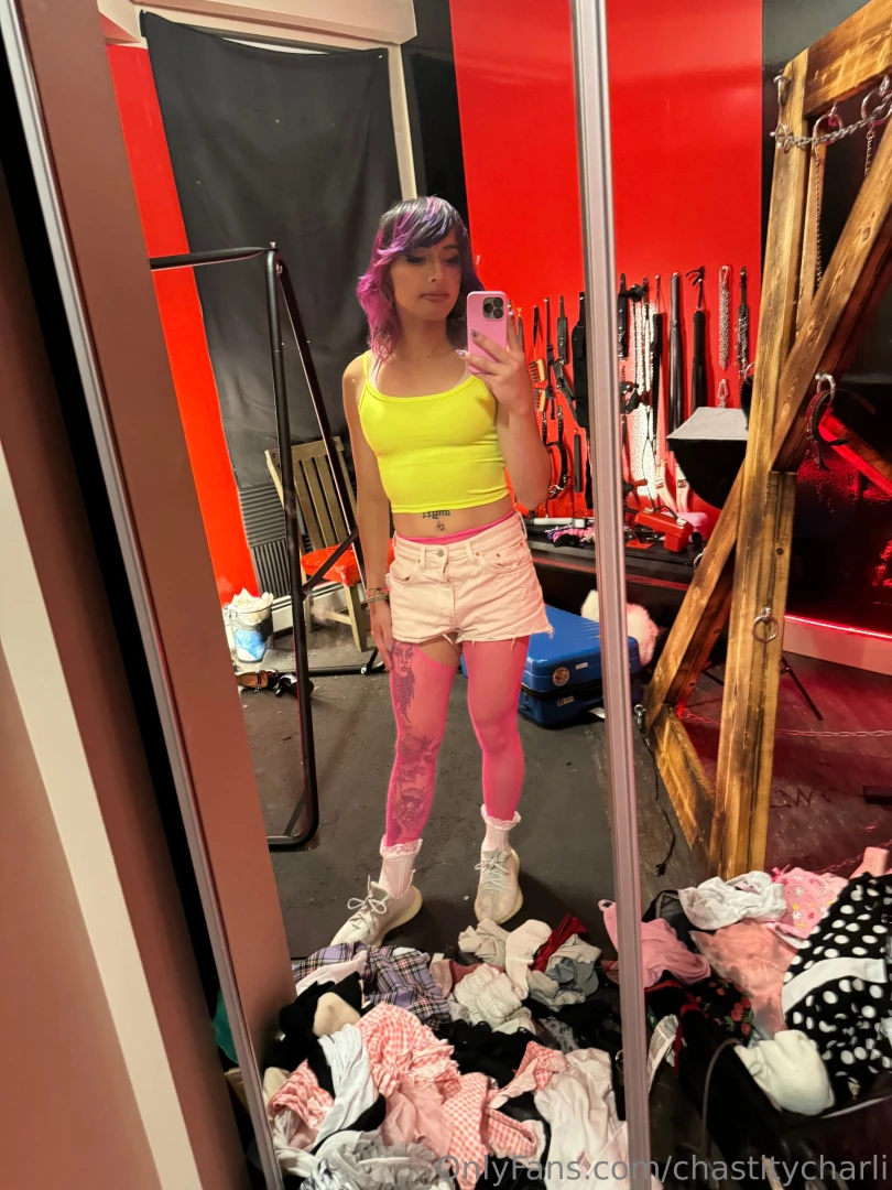 Looking very 80 s 