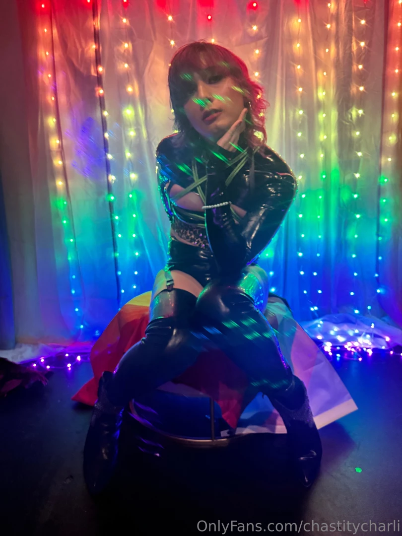 Had so much fun at my first kink event in my new home saw one of my part 1 