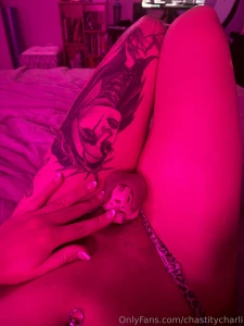 Love how my new nails look tapping on my cage part 2