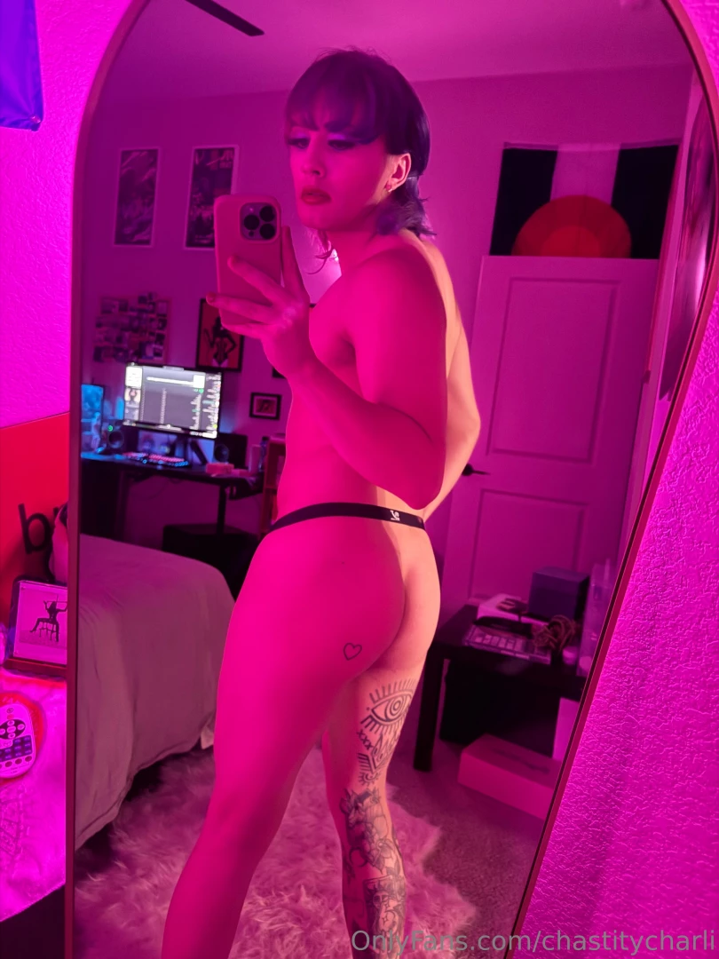 Starting to love my times i spend with this mirror so much 