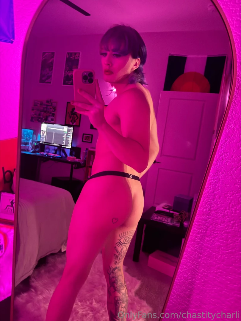 Starting to love my times i spend with this mirror so much part 3 