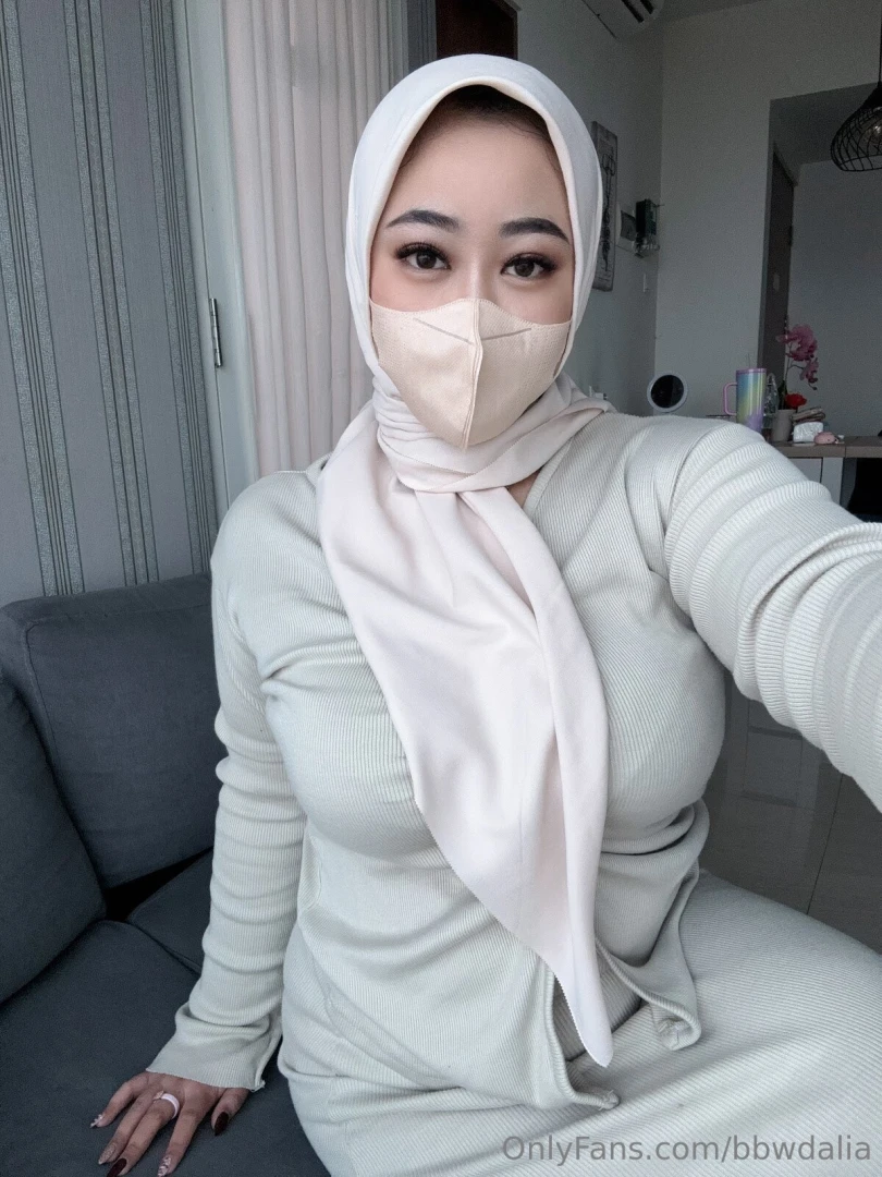 Wanna do me in this couch 