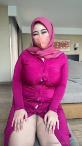 When in doubt let the legs do the flirting