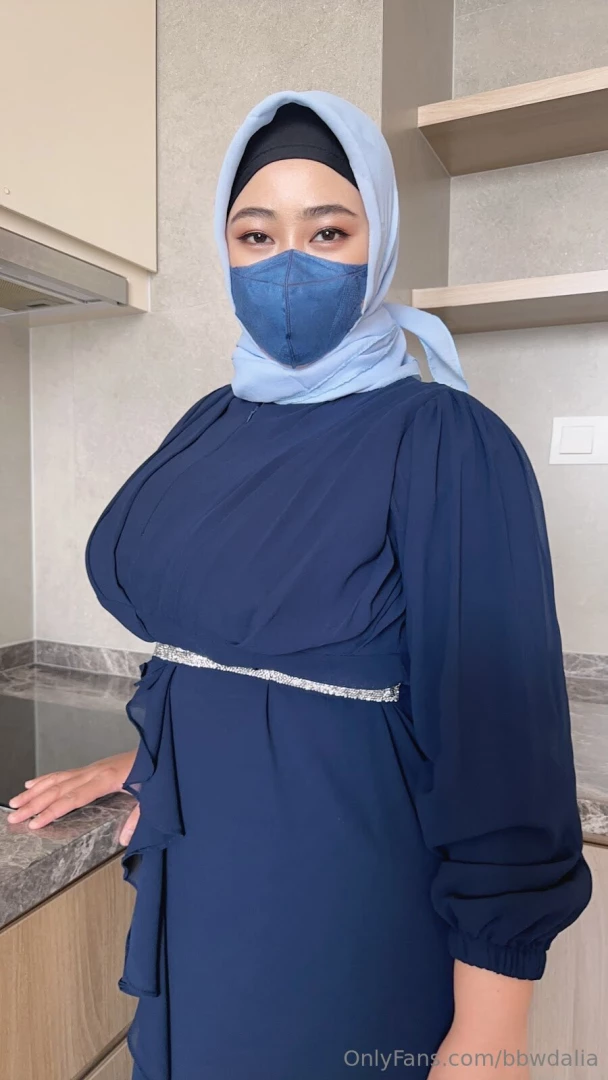 Can you resist these curves i think not 