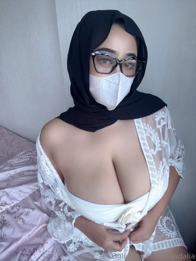 Would you kiss my lips or my chest first 