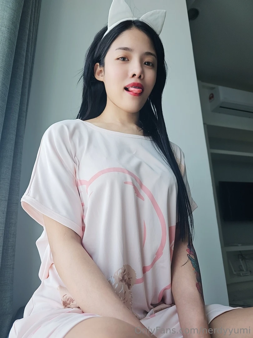 Want a sweet kitty or a bad one 