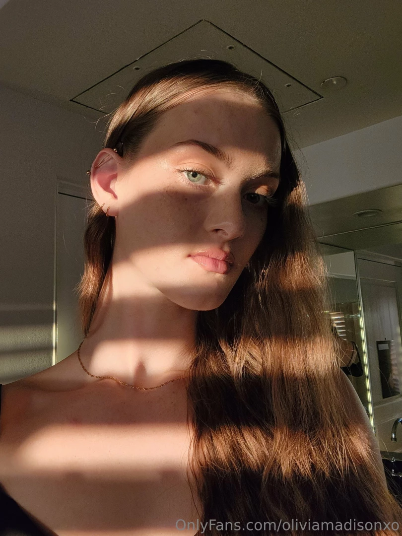 The sun was hitting me justttt right 