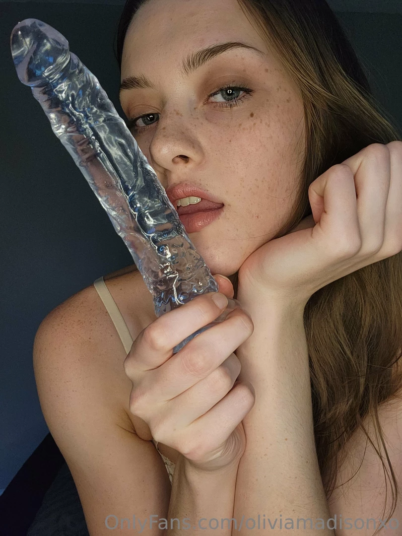 Good morning let s get ready together check your dms for my new shower 