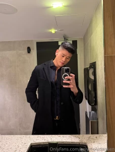 Happy valentine s day swipe right to see a surprise onlyfans com part 1