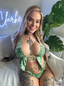 Ready to have my body worshipped part 2