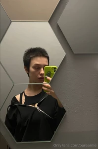 Do you want to see a reflection of my soul private message me