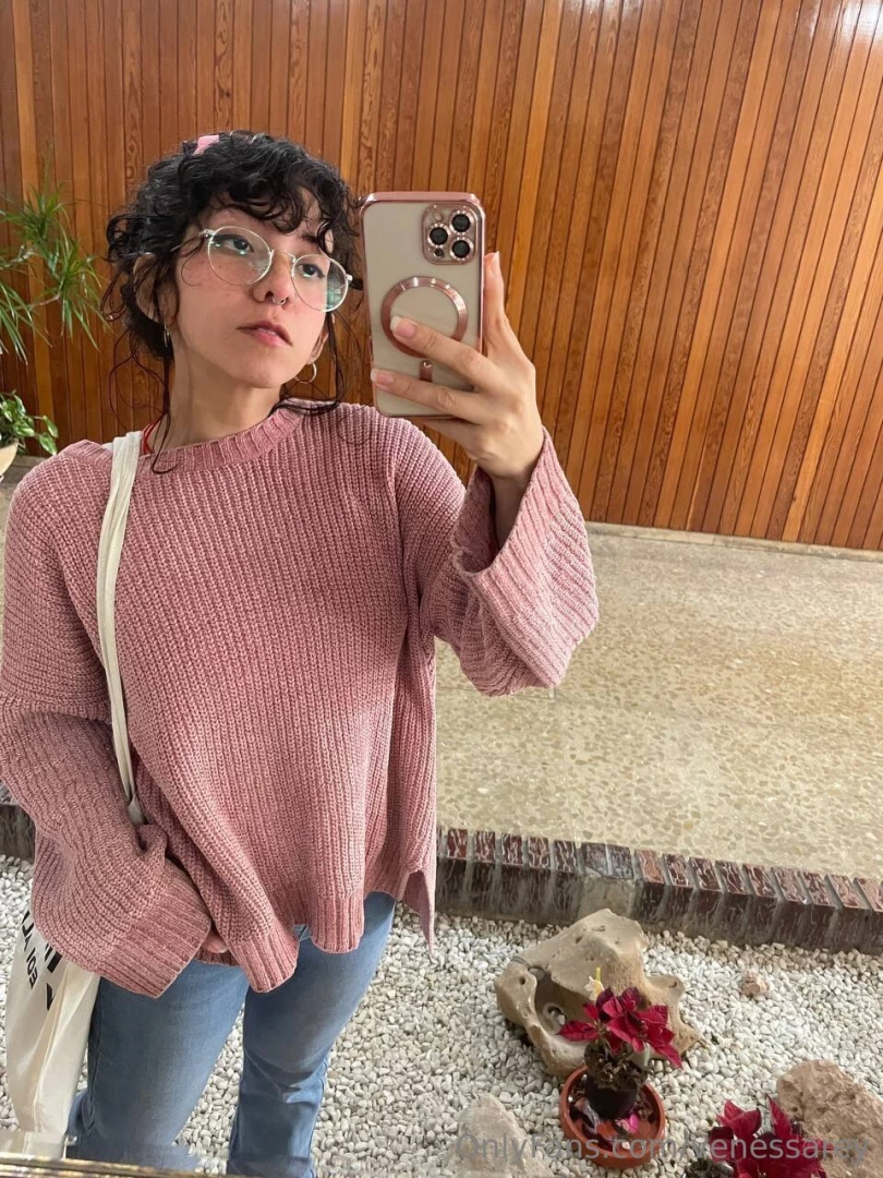 Heading out for a little adventure maybe the park maybe grabbing 