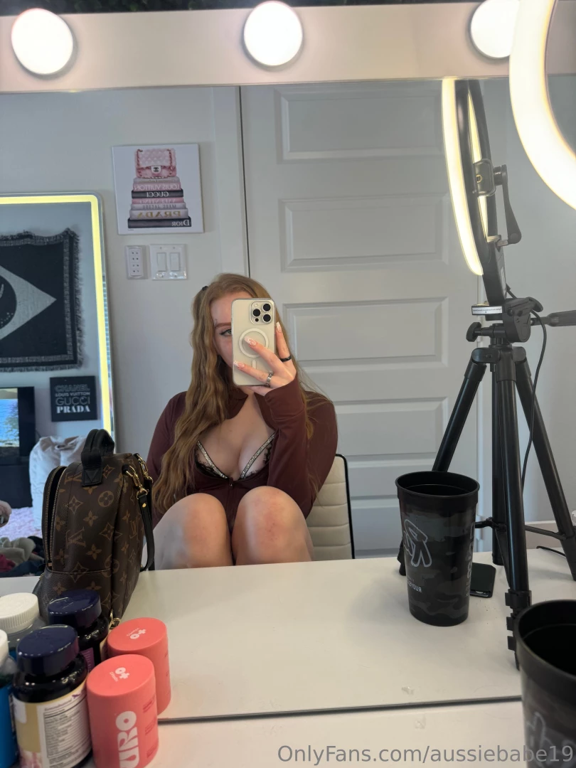 Unlock and cum for your babe he fucks me so good from the back i hope 