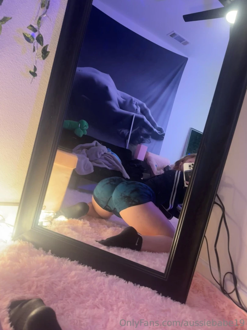 My virgin pussy can t stop throbbing come watch me finger myself till part 2 