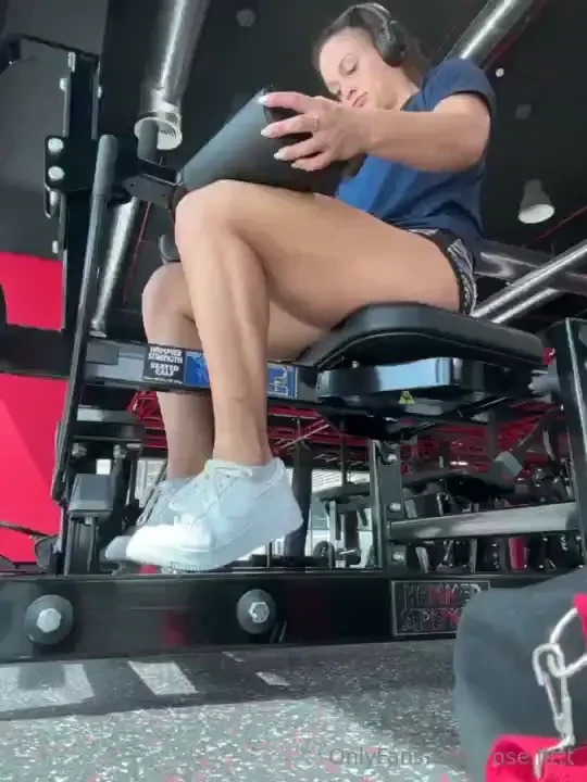Todays quad glute and calves day was killer filmed everything for you part 6 