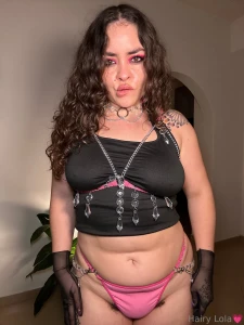 Fluffy feminine and just a little forbidden my armpits are waiting in