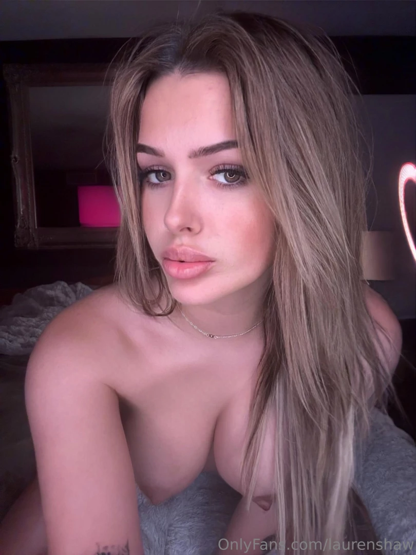 I ve been so horny lately so i snuck into my roomates room and begged part 2 