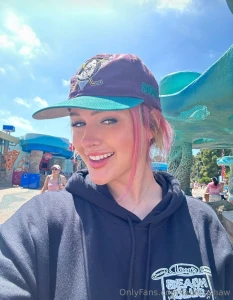 Full on penetration with my roomate lol his dick is so big omg i m part 4