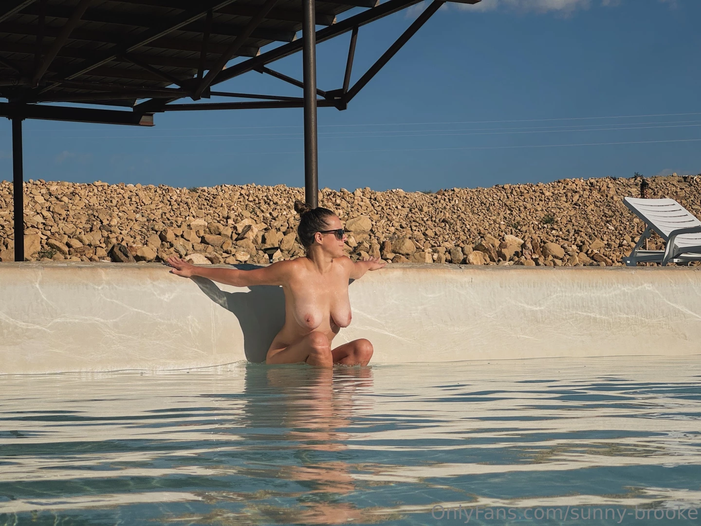 Show me some extra love if you are appreciating these full face with 