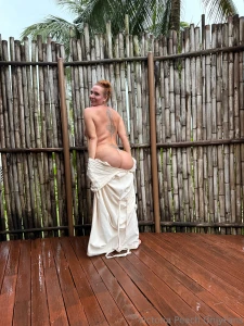 Feeling cheeky part 333