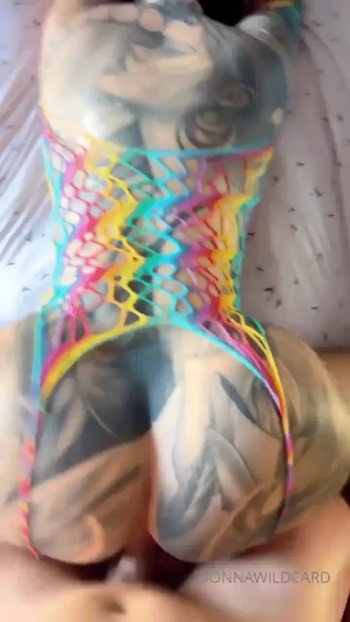 Fastest fan to tip 12 gets a 1999 best video bundle part 2 