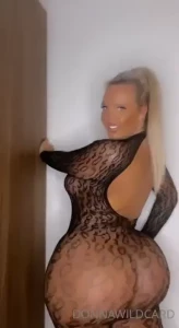 Booty lovers 1 pick huge tit bimbo victorialilyx victorialilyx part 3