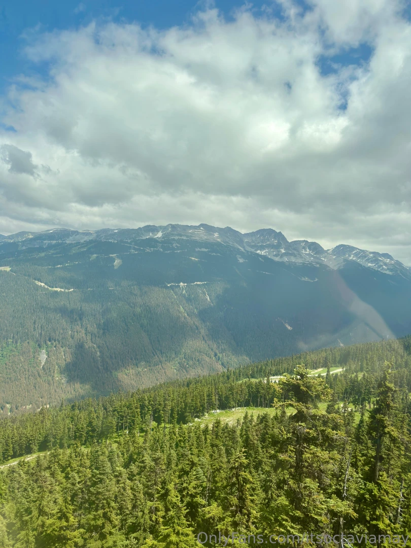 I know i live in the forest n the mountains but sometimes a girls 