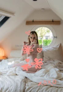 Tip 10 or more for the full pics straight to your inbox extended set part 1