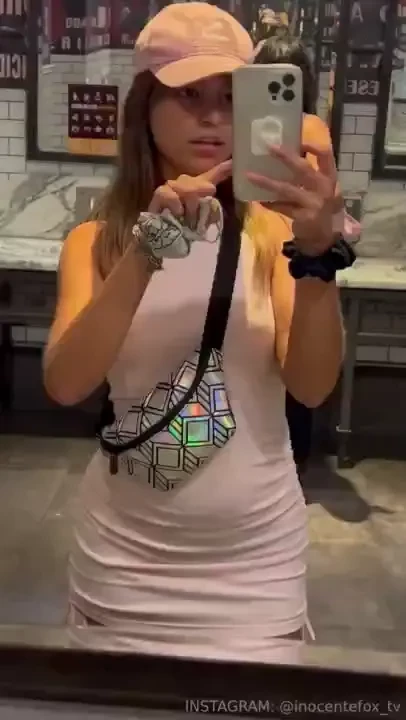 Everyone is looking at me they are noticing my nipples 