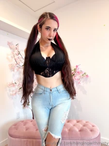 Hangingwithmisty part 2