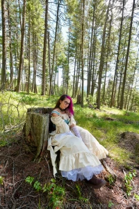 Did a little medieval photo shoot in the forest today
