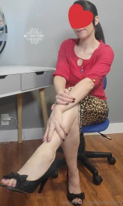 Office roleplay at my desk trying to get some work done my mind keeps