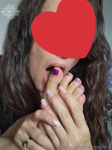 First full face self worship video posted to my vip page licking and