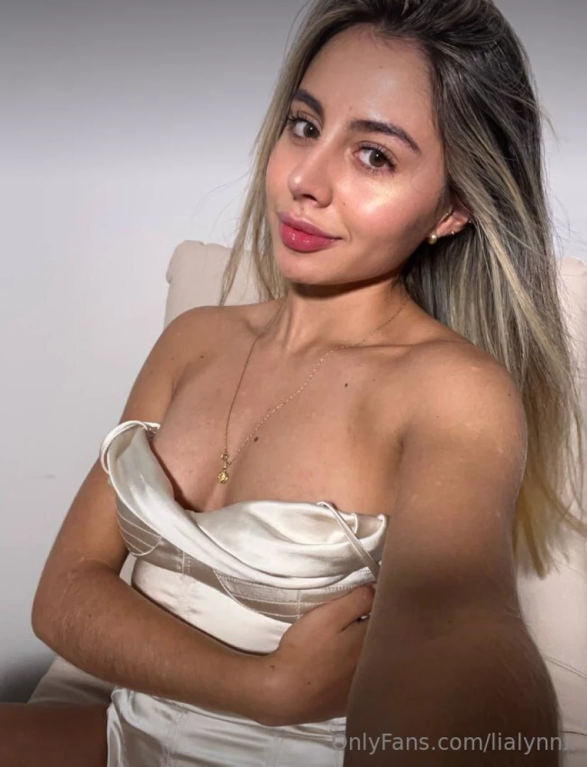 She s hot juicy pussy is ready to fuck all time juicyrebecca part 2 