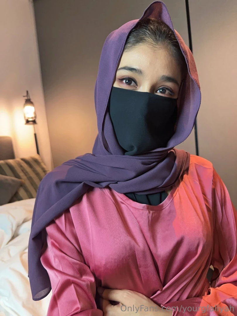 What s your favorite way to unwrap a present 