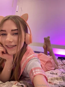 Hey my babes today started off so cozy with my favorite cup of coffee