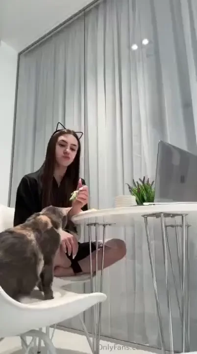 I m still settling into my new apartment but it turns out i have too 