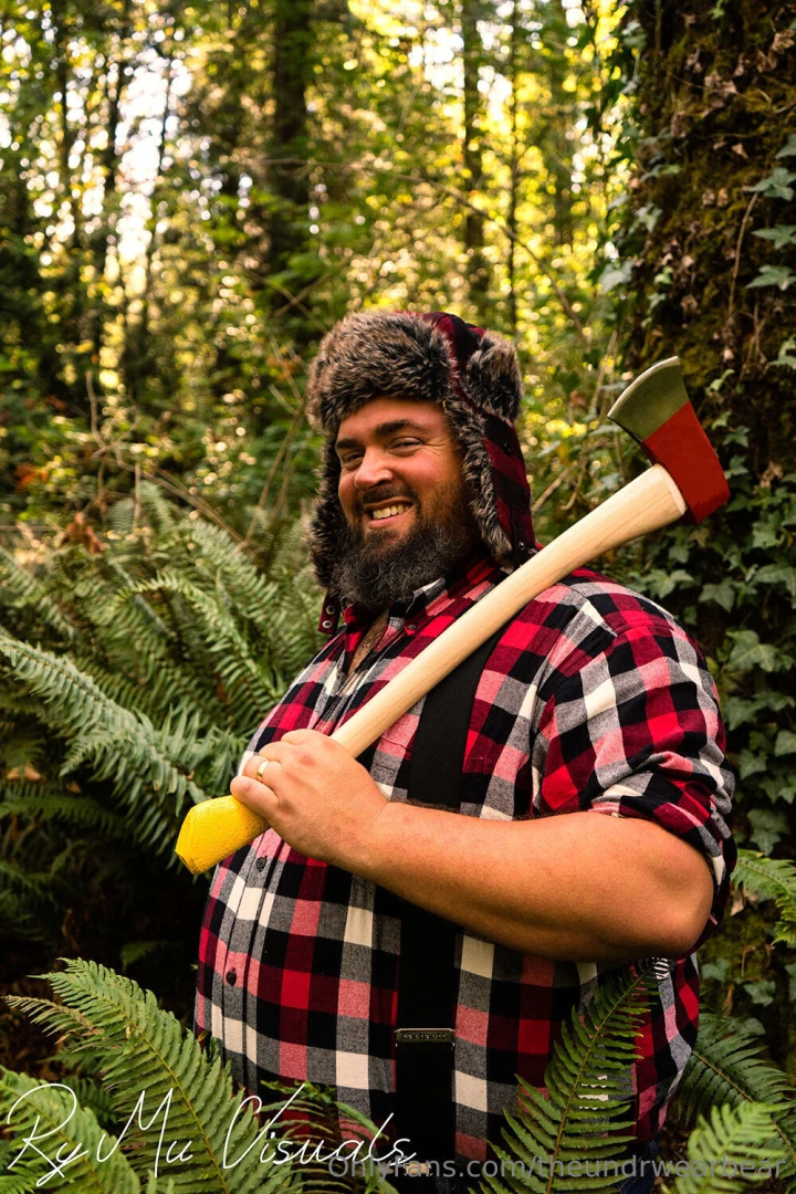 This was such a fun shoot to do wanna come play with this bear in the part 6 