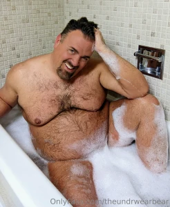 Come join me in the tub i ll wash your back for you