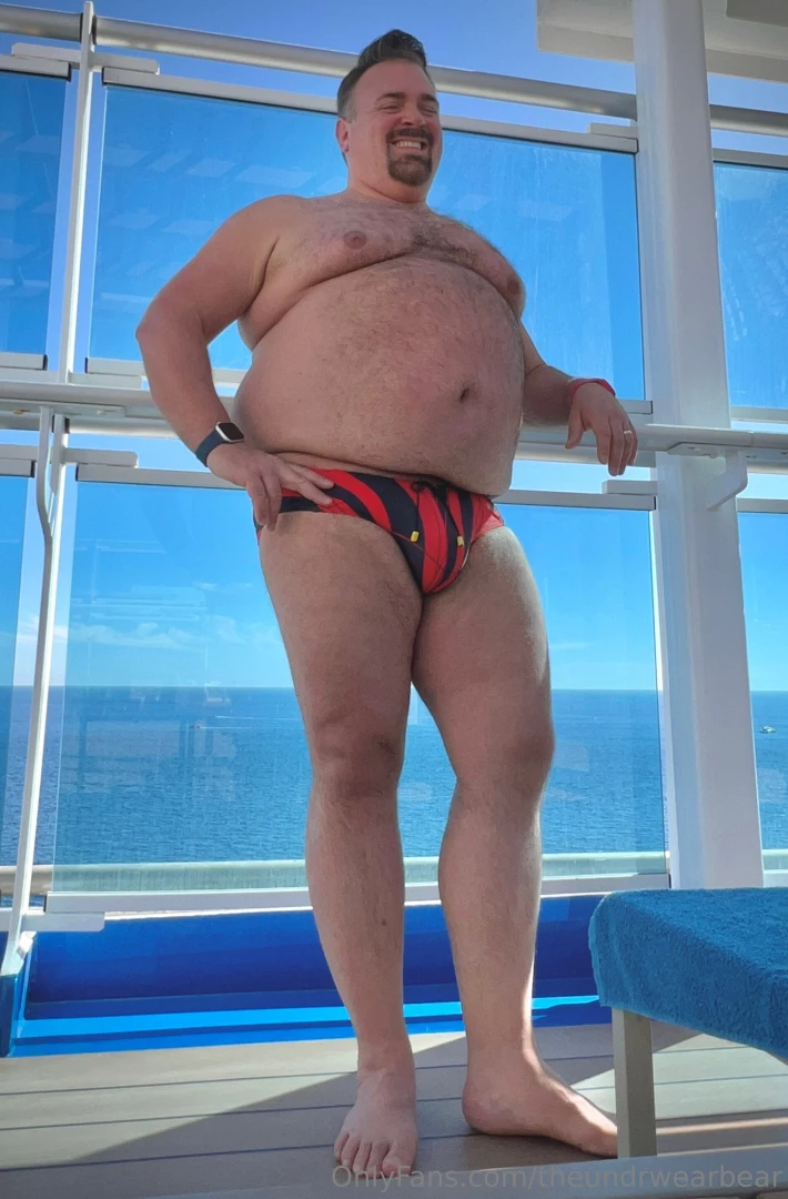 Gotta shower off all that hot tub water right 