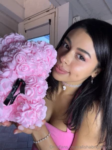 A bear of flowers is an unusual and touching gift that combines