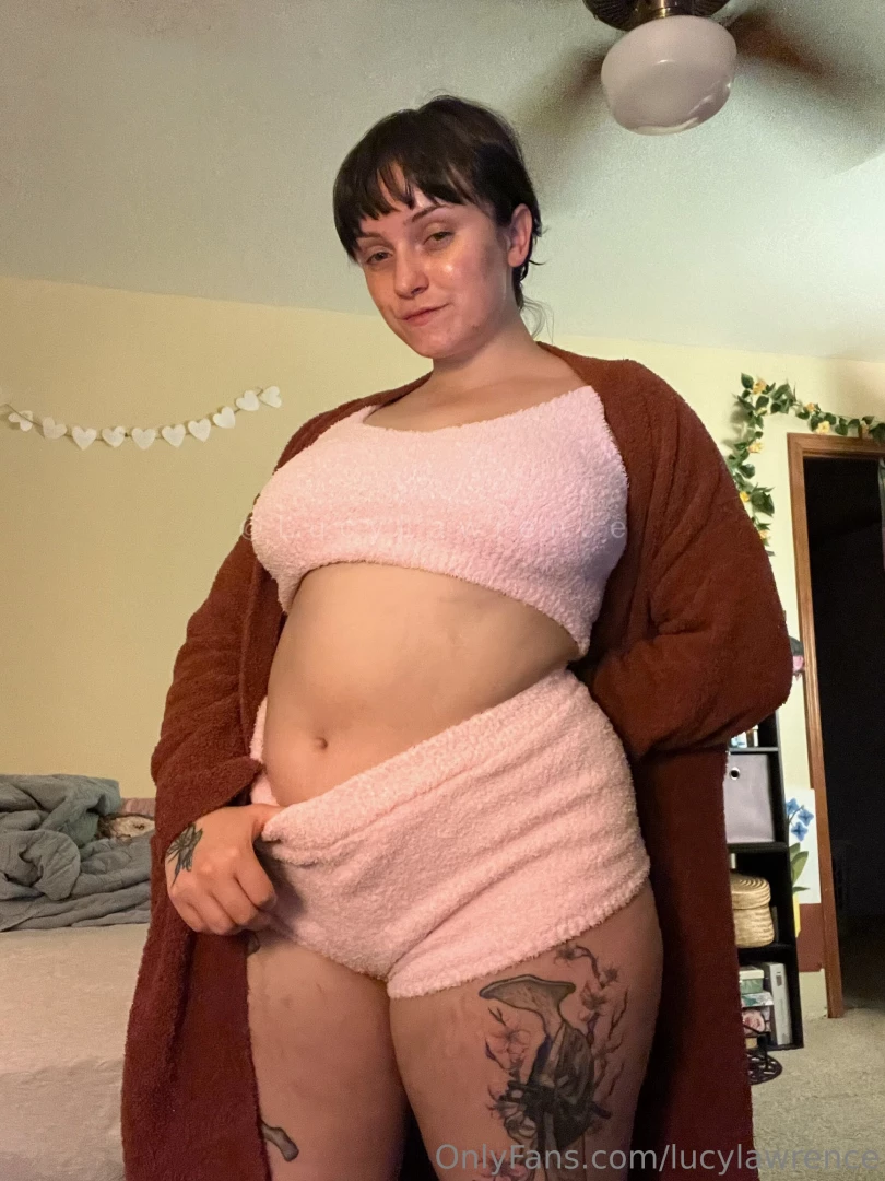 Feeling insecure again wishing i could lose weight but exclusively part 1 